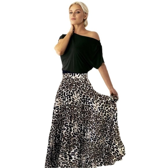 DO + BE Skirt Women’s Small Animal Print Fully Pleated Flowy Maxi silky - Picture 1 of 10